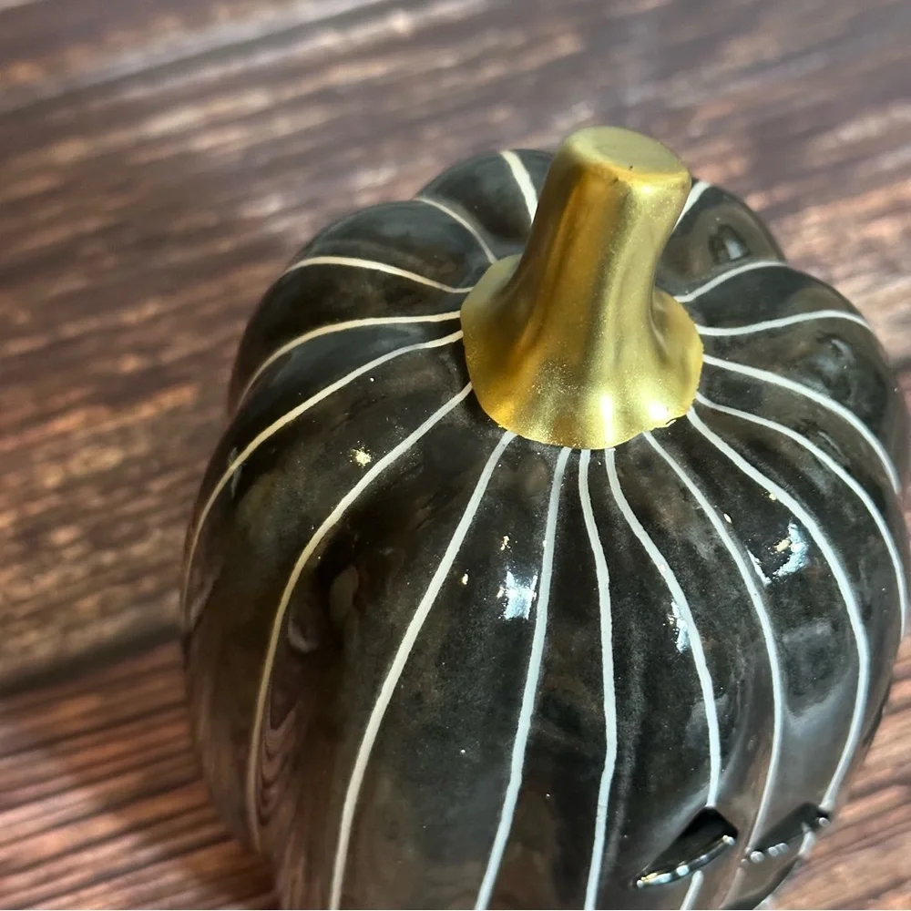Set of 3 Target Bullseye Halloween 2022 Ceramic LED Light Up Pumpkins